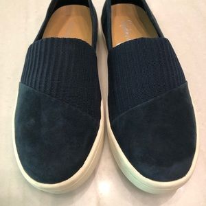NWT Spledndid Nouvel slip-on navy suede sneakers